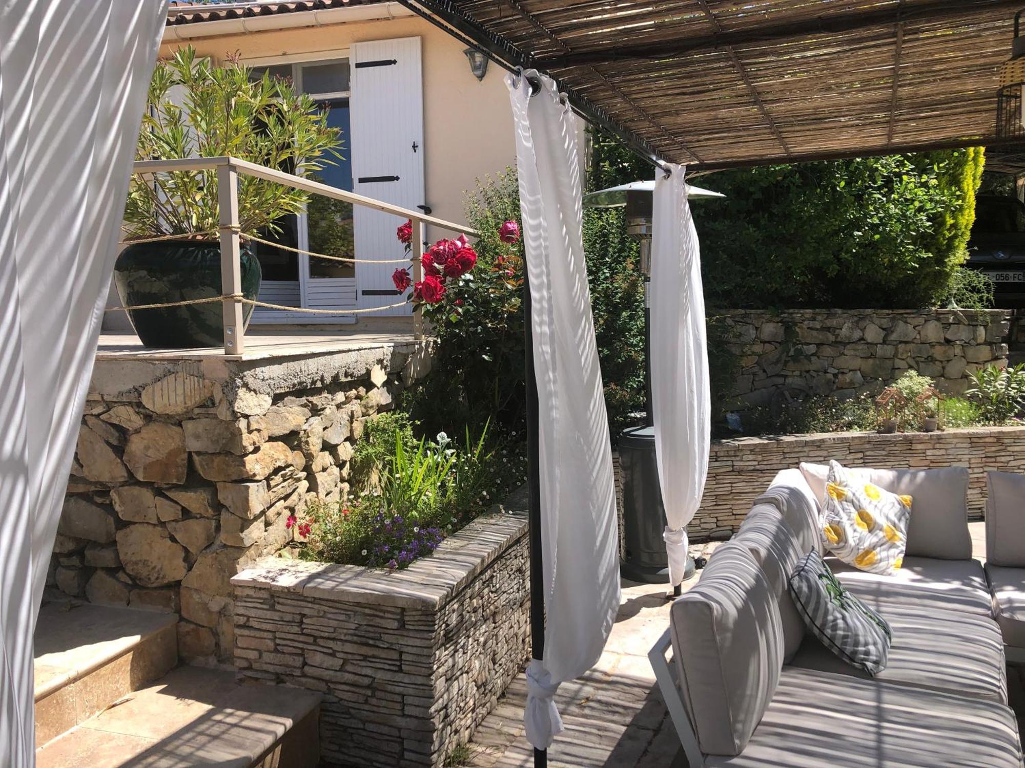 Villa Quinissole Sainte-Anastasie-sur-Issole Εξωτερικό φωτογραφία