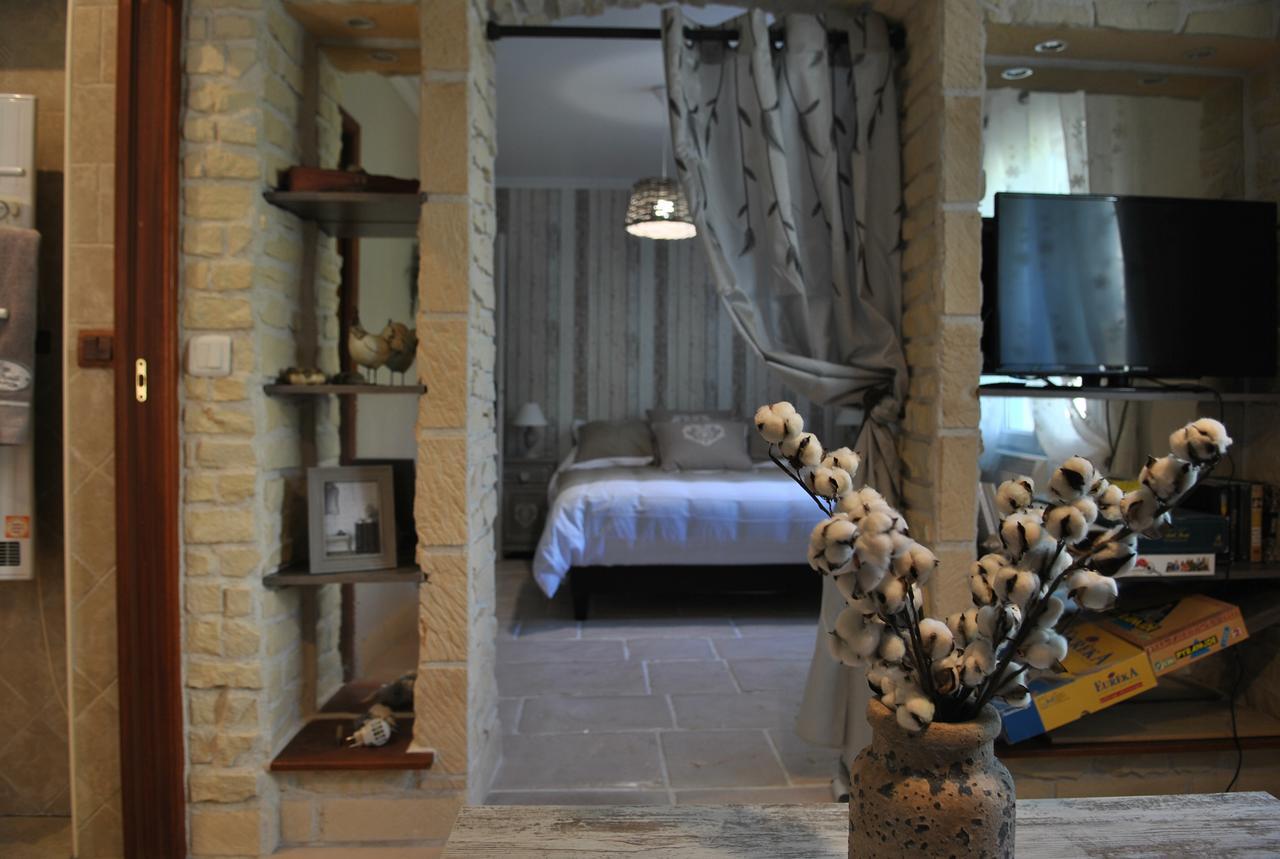 Villa Quinissole Sainte-Anastasie-sur-Issole Εξωτερικό φωτογραφία